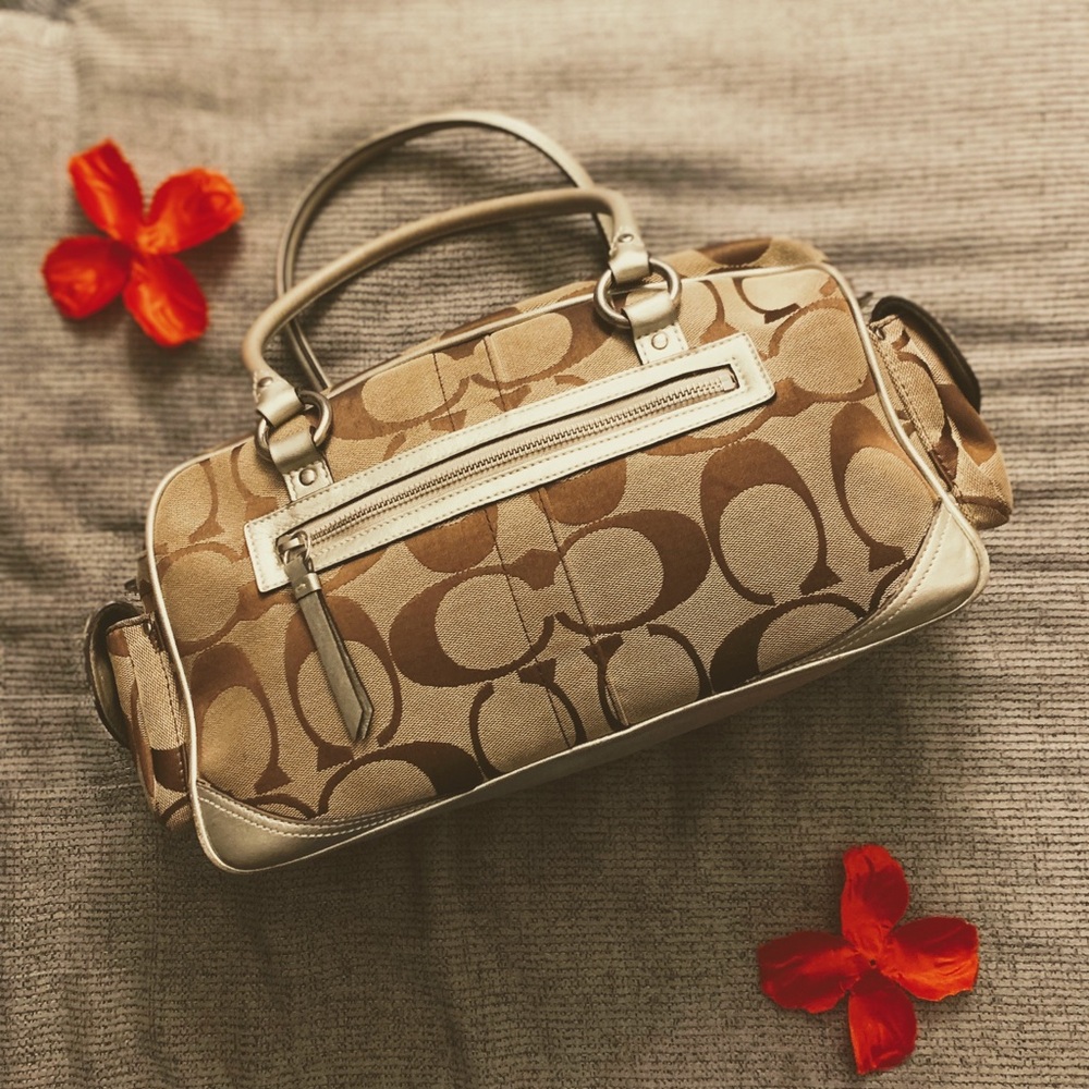 Sold! Coach Legacy Bag 🌸 - Picture 2 of 11